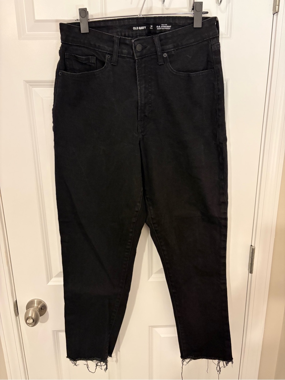 Old Navy High Rise O.G. Straight Secret Slim Pockets Jeans with Raw Hem- 12 Tall